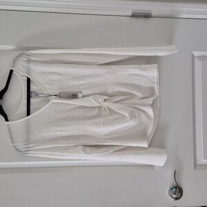 Nic+Zoe New Look Cream Twist Front Long Sleeve Top